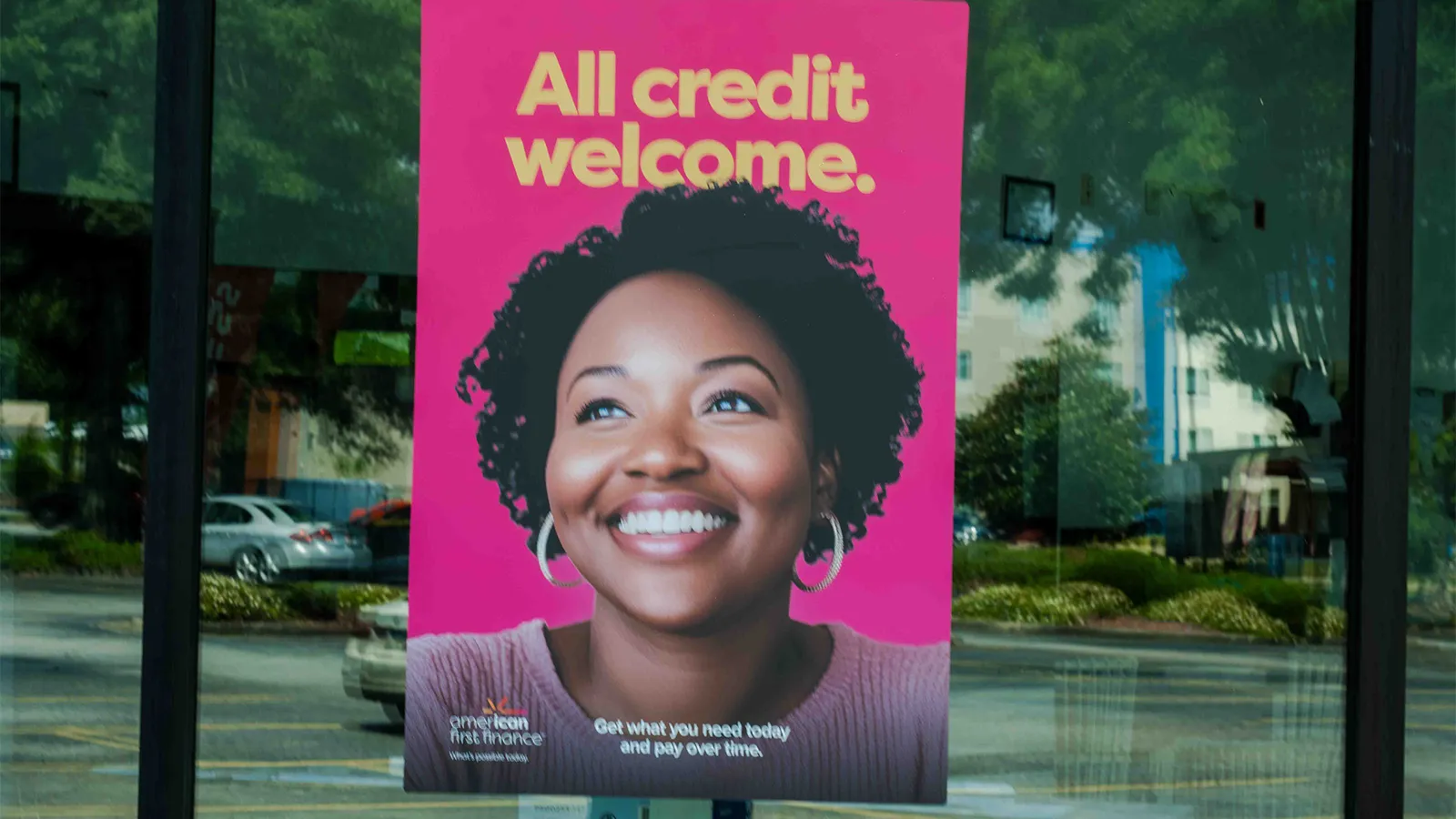 All credit welcome financing poster at Compare Deals outlet
