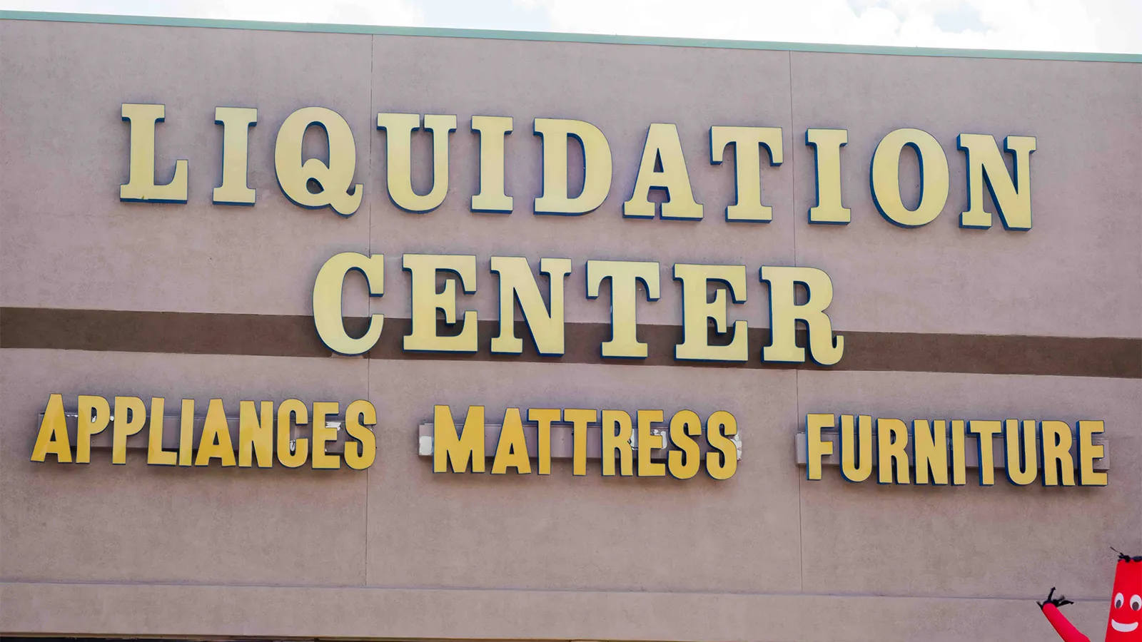 Compare Deals outlet storefront sign