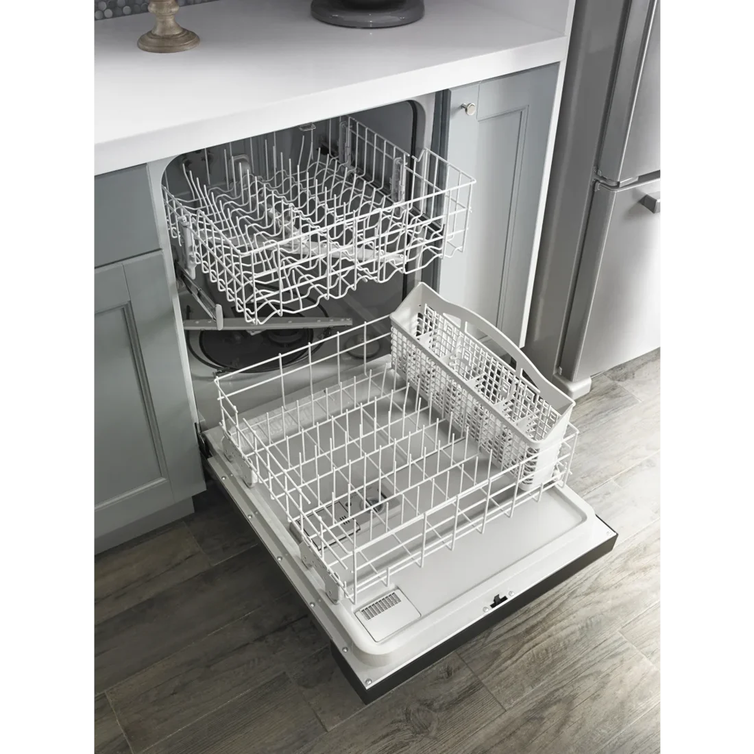 Amana ADB1400AGS Built-In Dishwasher photo 6