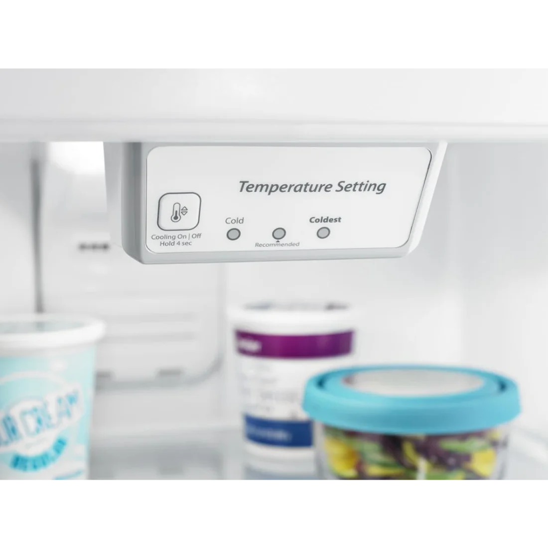 Amana ART318FFDW Refrigerator photo 10