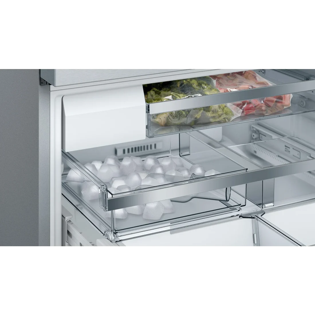Bosch B36CT80SNS Refrigerator features