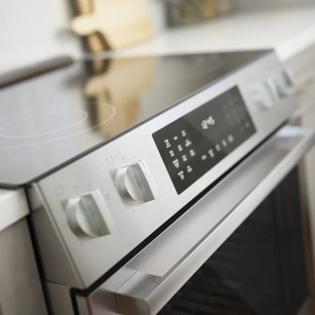 Bosch HEI8056U Freestanding Electric Range features