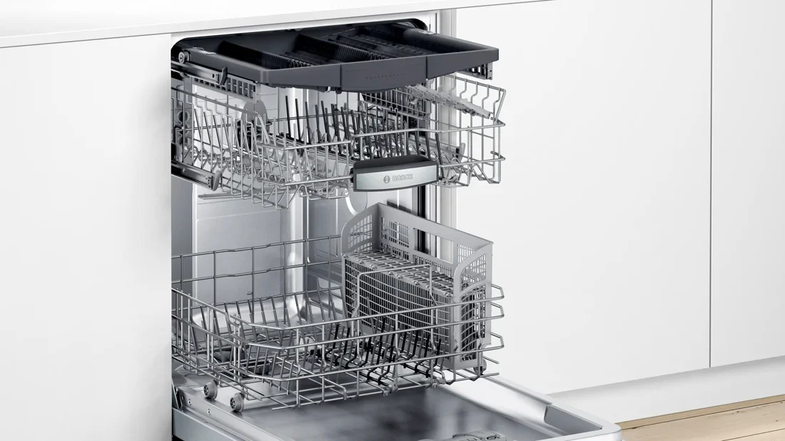 Bosch SHPM65Z55N Built-In Dishwasher features