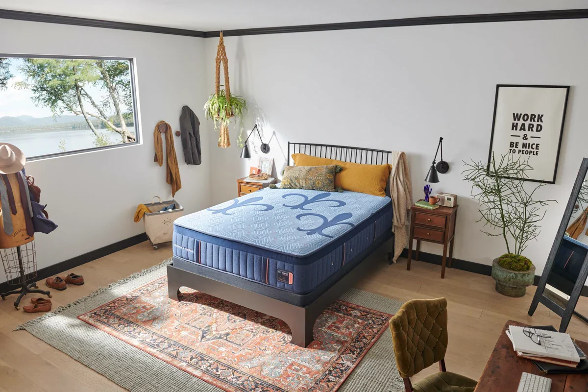 Stearns & Foster Lux Hybrid Medium at Compare Deals