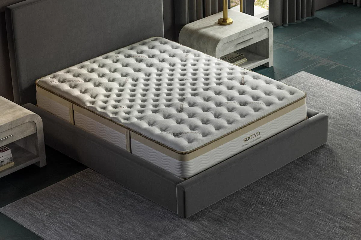 Saatva Memory Foam Hybrid One Firmness photo 4
