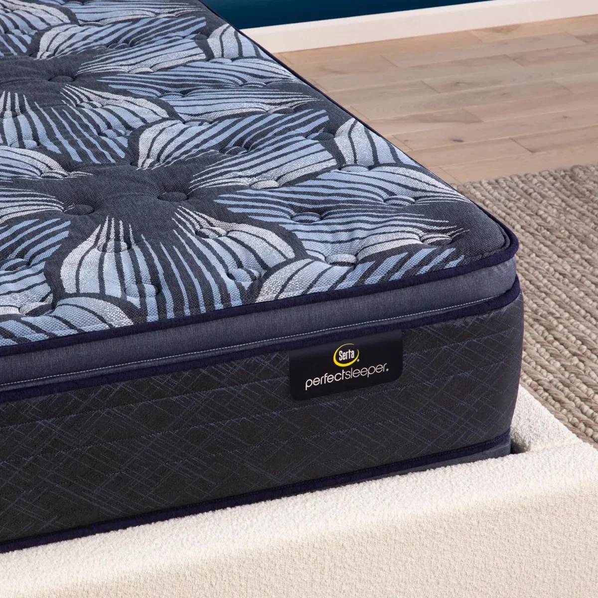 Serta Perfect Sleeper Sleep Excellence Medium Pillow Top photo 3