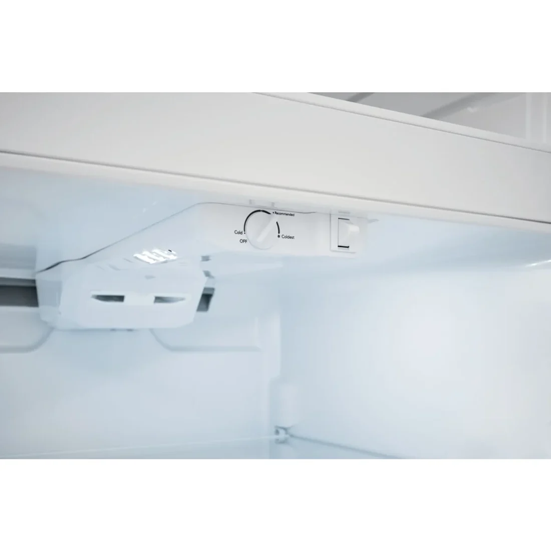 Frigidaire FFTR1425VW Top-Freezer Refrigerator photo 7