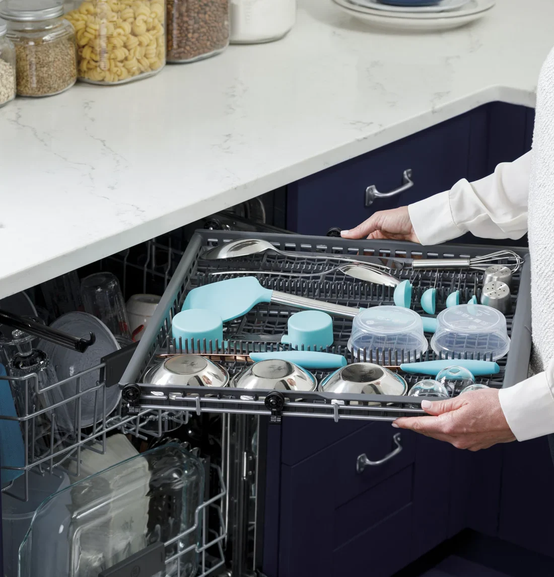 GE GDP665SYNFS Built-In Dishwasher photo 5