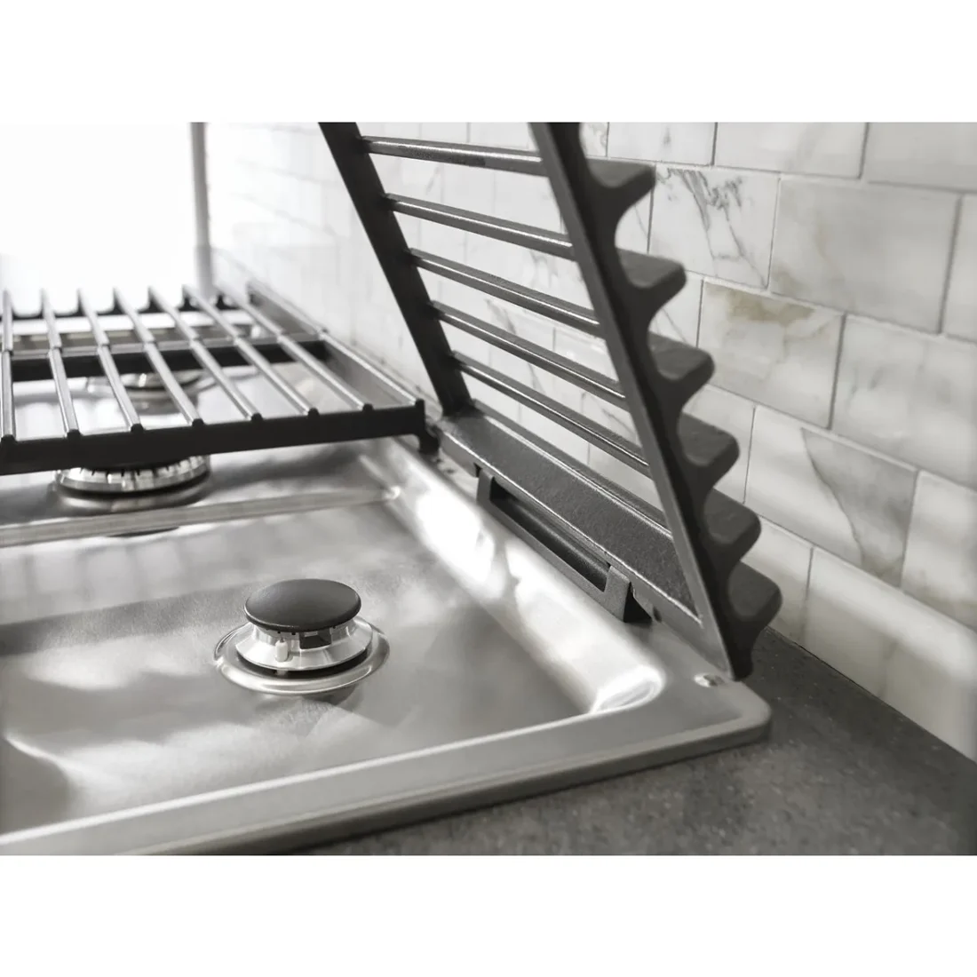 Whirlpool WCG97US0DS Gas Cooktop features