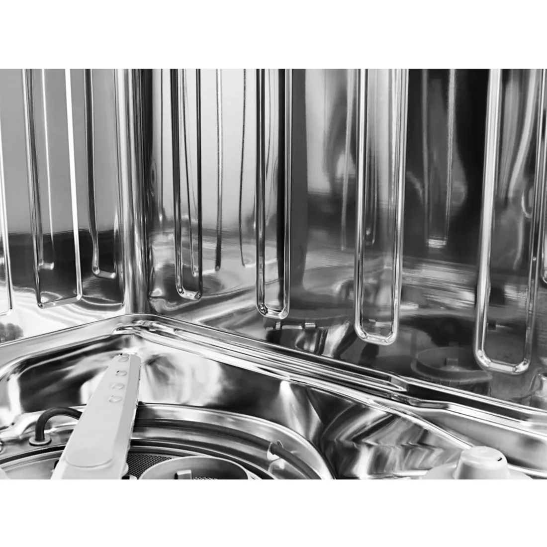 Whirlpool WDF560SAFT Built-In Dishwasher features